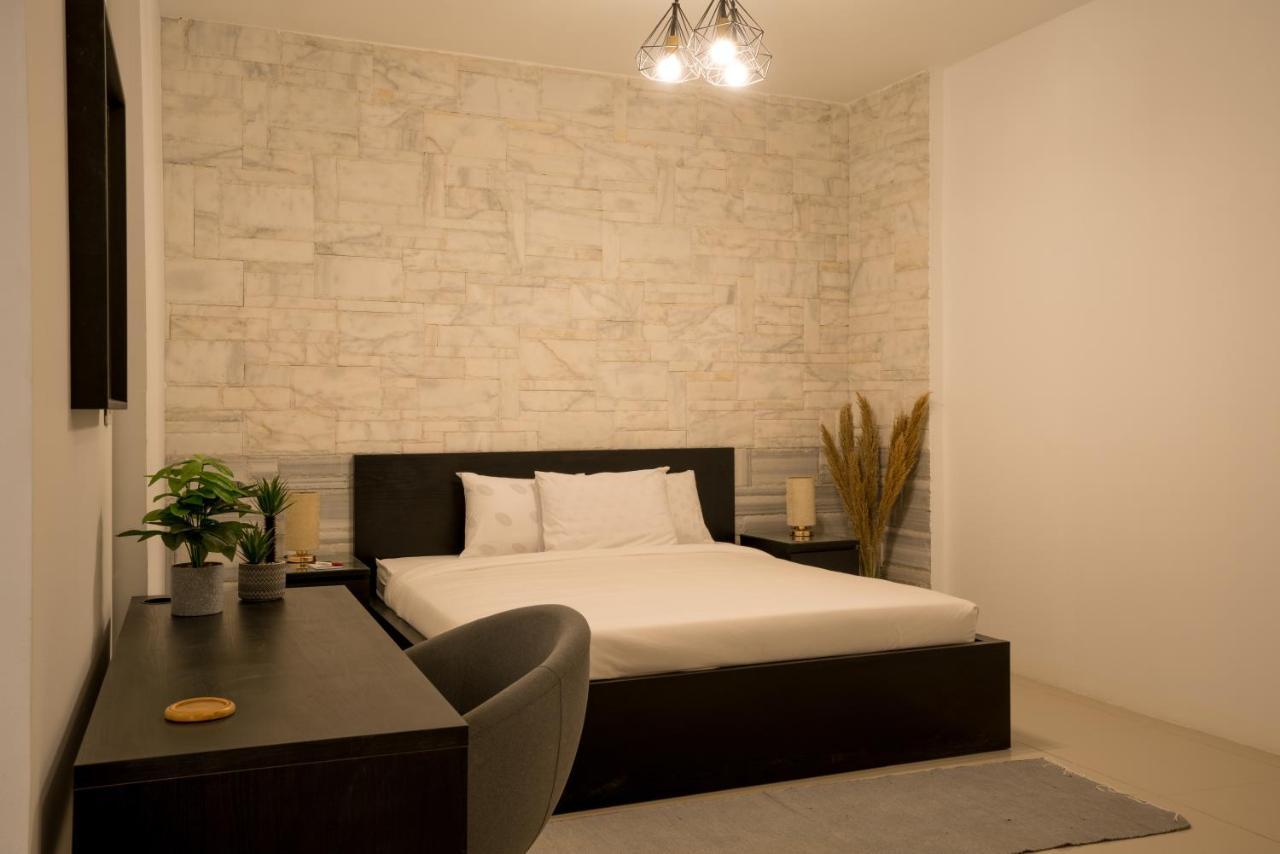 Apartamento Spacious Garden Duplex Near Jw Marriott *