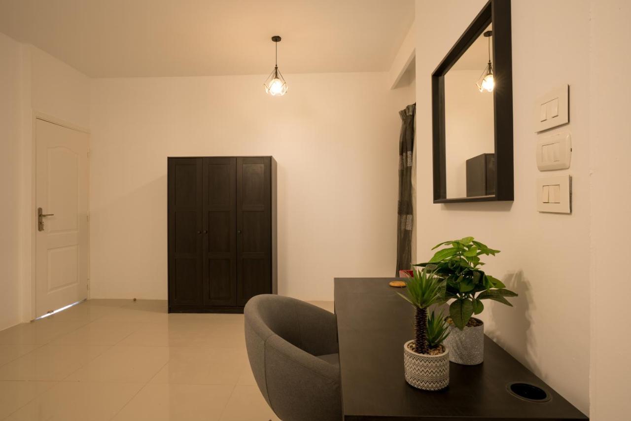 Spacious Garden Duplex Near Jw Marriott *
